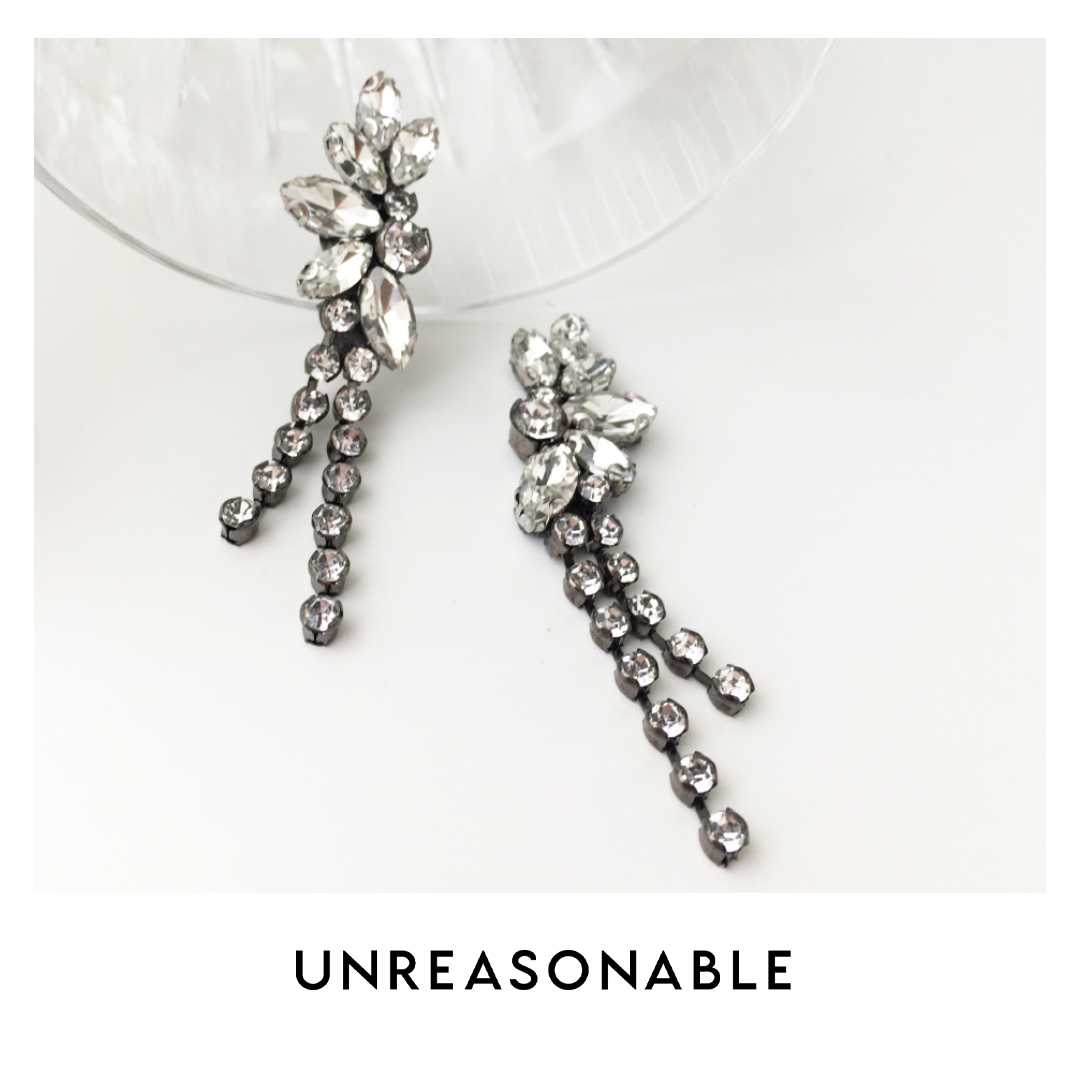 ต่างหู Crystal ต่างหูคลิป ต่างหูก้านเงินแท้ น้ำหนักเบา สวยใส่สบาย UA0726-01 Unreasonable Accessories
