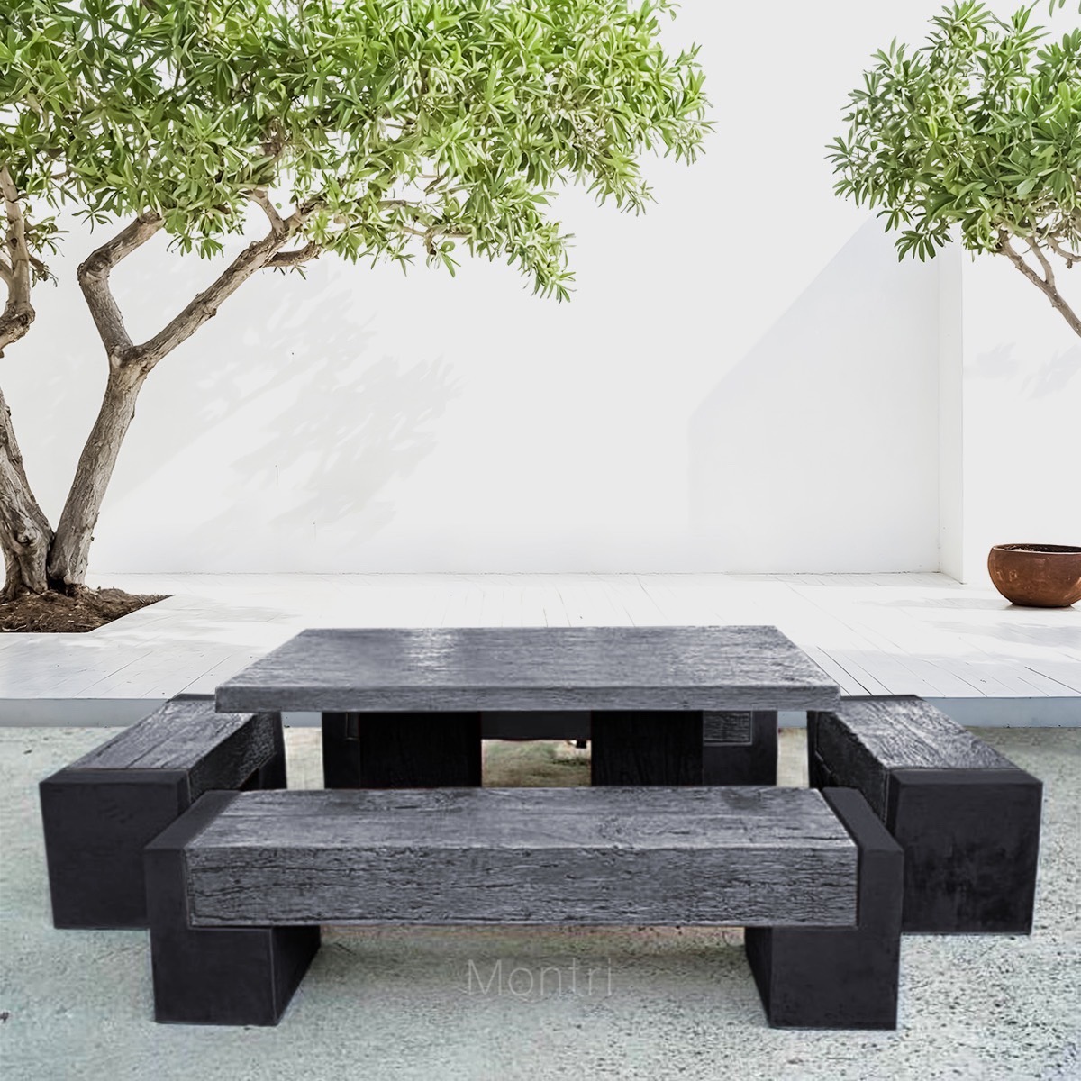 เฟอร์นิเจอร์สนาม สำหรับทุกสภาพอากาศ ชุดโต๊ะสนาม 12 ที่นั่ง เน้นความเป็นงานศิลปะและความแข็งแกร่ง