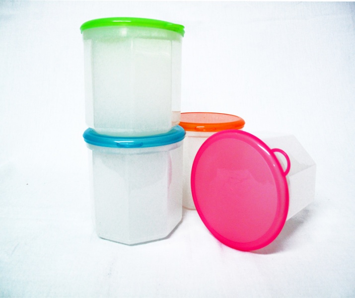 P07529 กระปุกแปดเหลี่ียม เกรดเอ (11*11*10.5 cm) No102 สส (ราคาส่งต่อ 24 โหล:288 ใบ/95 บ ต่อโหล)