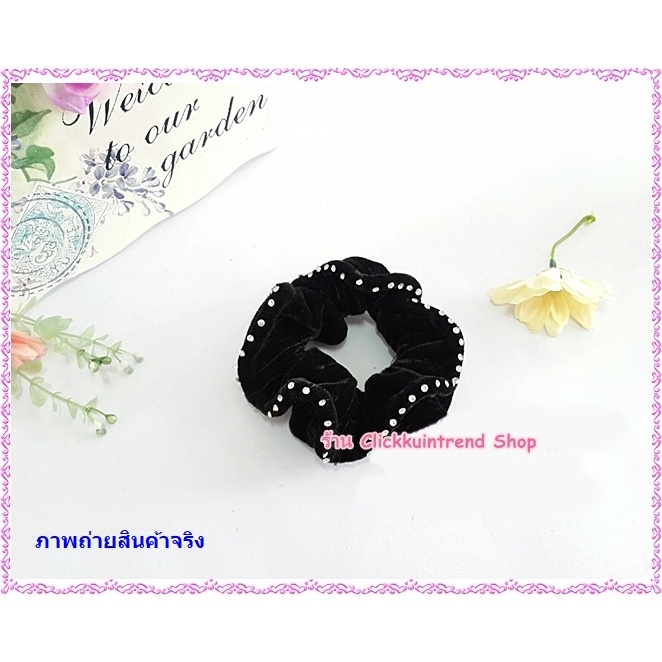 ยางรัดผม แบบ โดนัด กำมะหยี่สีดำ ติดเพชรรอบ (แพ็ค 1 ชิ้น)