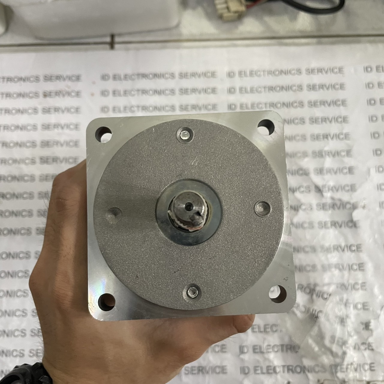 SERVO MOTOR " SANYO DENKI " MODEL : M818T-040