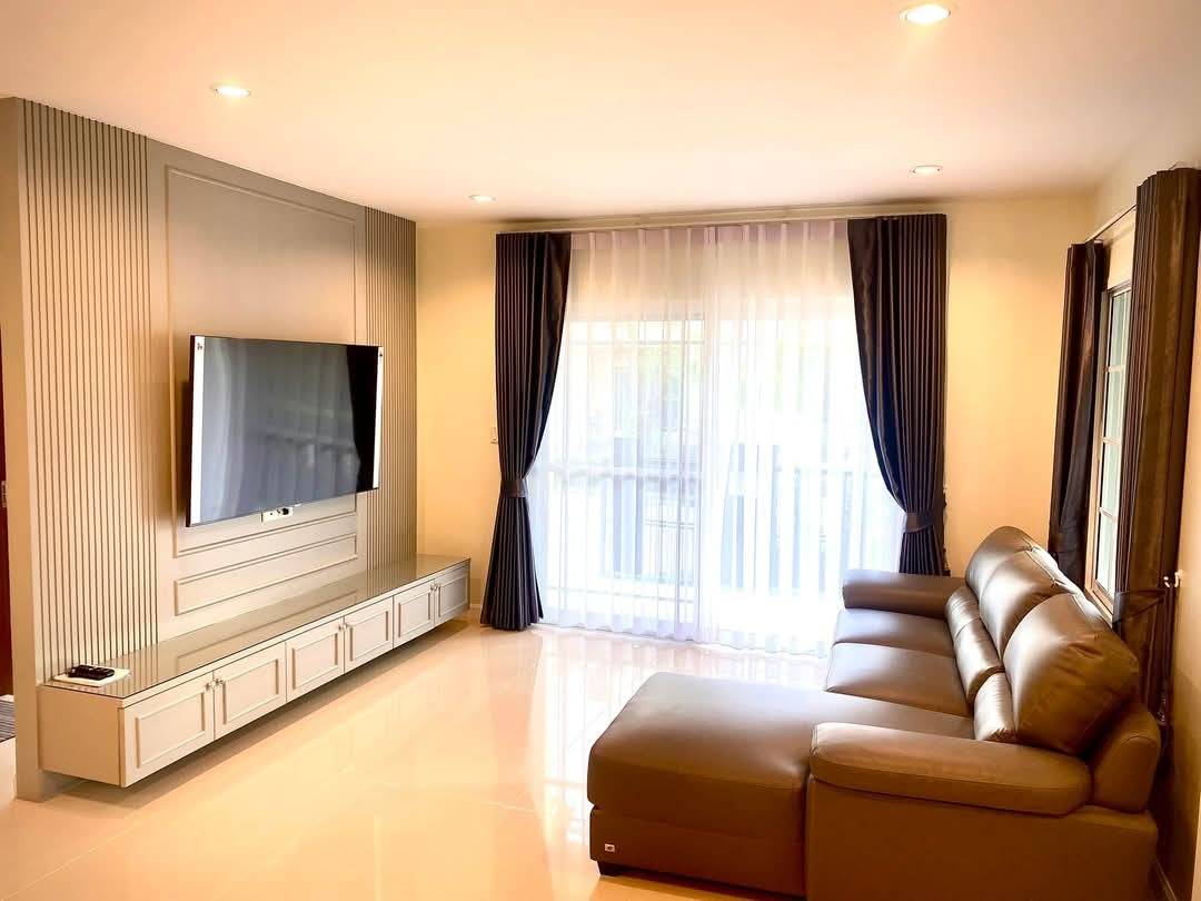 ให้เช่าบ้านเดี่ยวหมู่บ้านมัณฑนา อ่อนนุช-วงแหวน 3 เฟอร์ครบพร้อมอยู่ (N.1559)