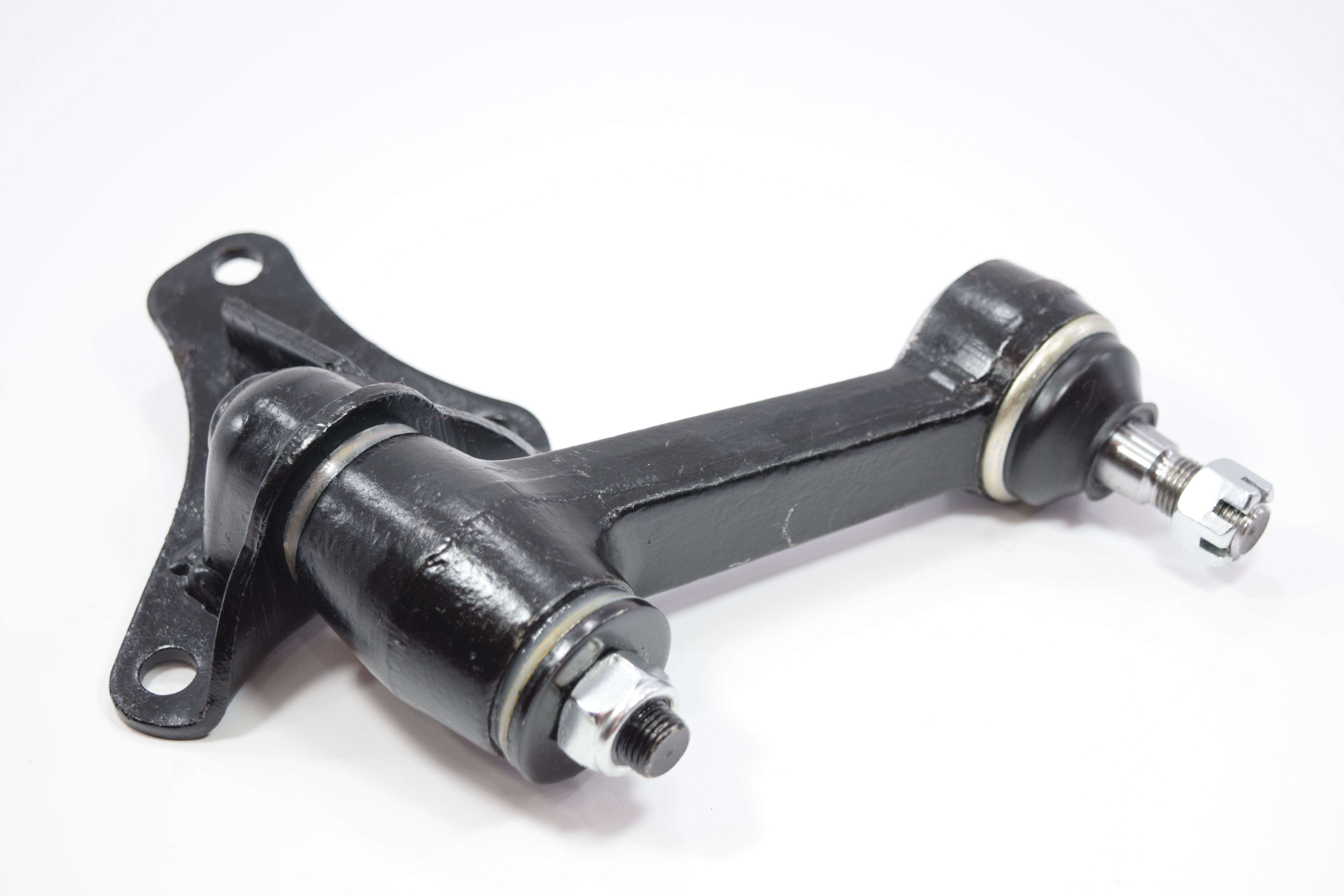 กล้องยา กล่องยา MITSUBISHI PAJERO 4D65 ปี1986-2000 L200 3รู มิตซูบิชิ ปาเจโร่ / 3I-7350 / ยี่ห้อ 333 (1 ตัว) IDLER ARM / กล่องยา