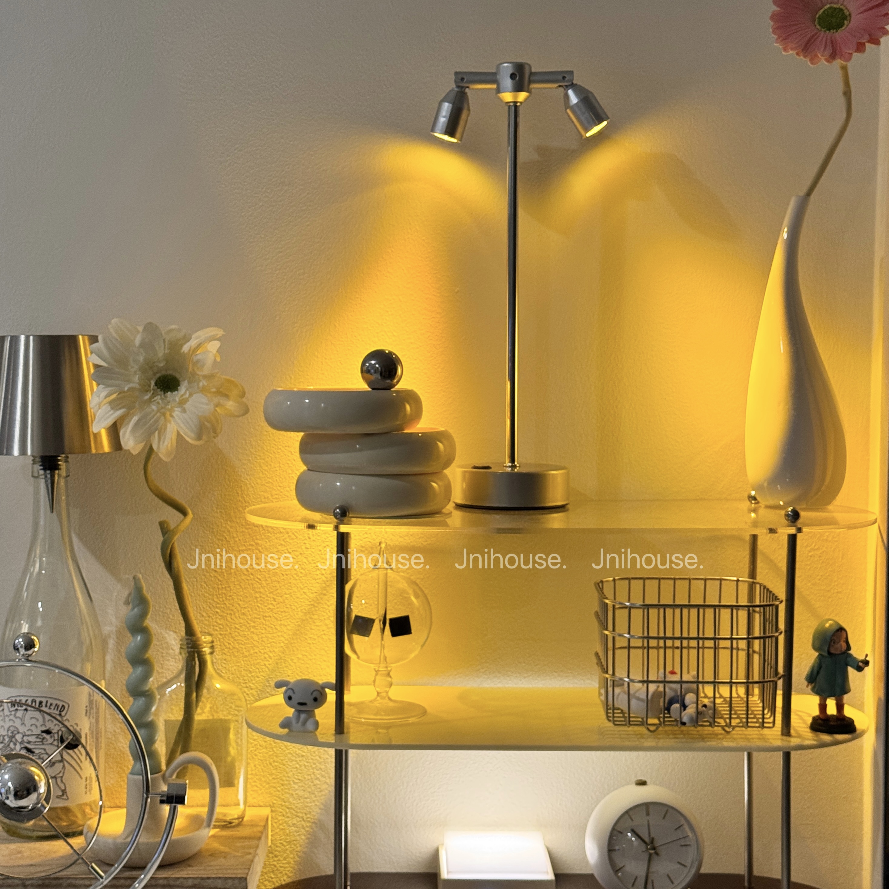 [พร้อมส่ง] Jnihouse : Adjustable LED Lamp โคมไฟตั้งโต๊ะ