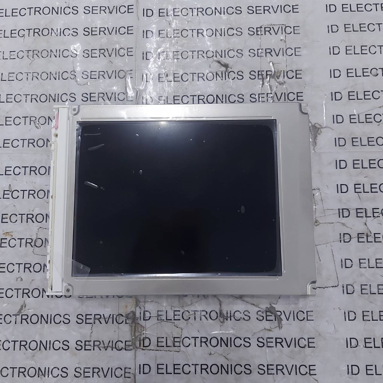 LCD PANEL " SHARP " MODEL : LM64P11