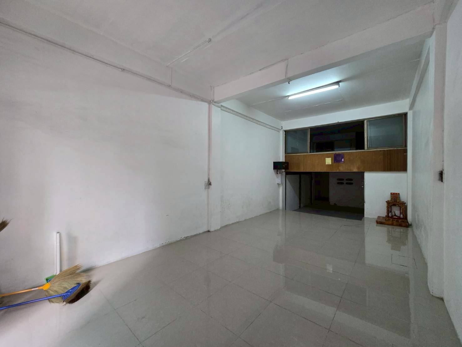 ให้เช่าตึกสุขุมวิท22 พื้นที่ใช้สอย 230 ตรม. เหมาะธุระกิจโฮลเทล (N.1914)