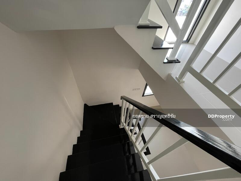 ขายทาวน์โฮม 16. 7 ตร. ว. สุพีเรีย พระราม2 3. 49 ล้านบาท