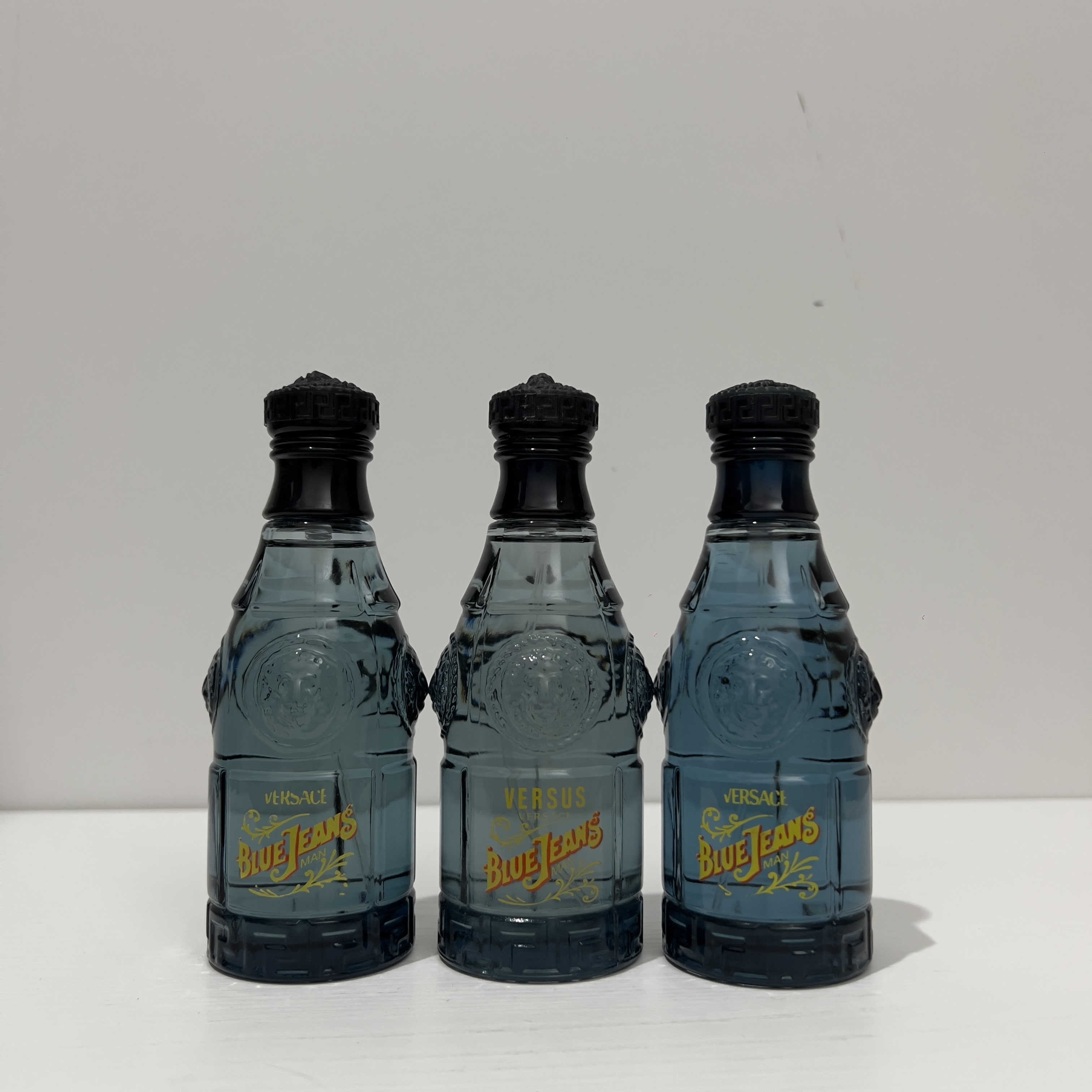น้ำหอม Versace Blue Jeans for Men EDT 75ml