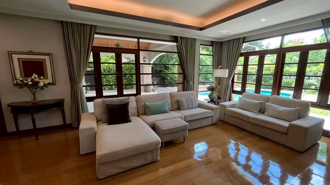 ให้เช่าบ้านเดี่ยว ในพื้นที่มีบ้าน 2 หลังติดกัน พร้อมสระว่ายน้ำ ใกล้พาราไดซ์พาร์ค พร้อมเข้าอยู่ (N.1691)