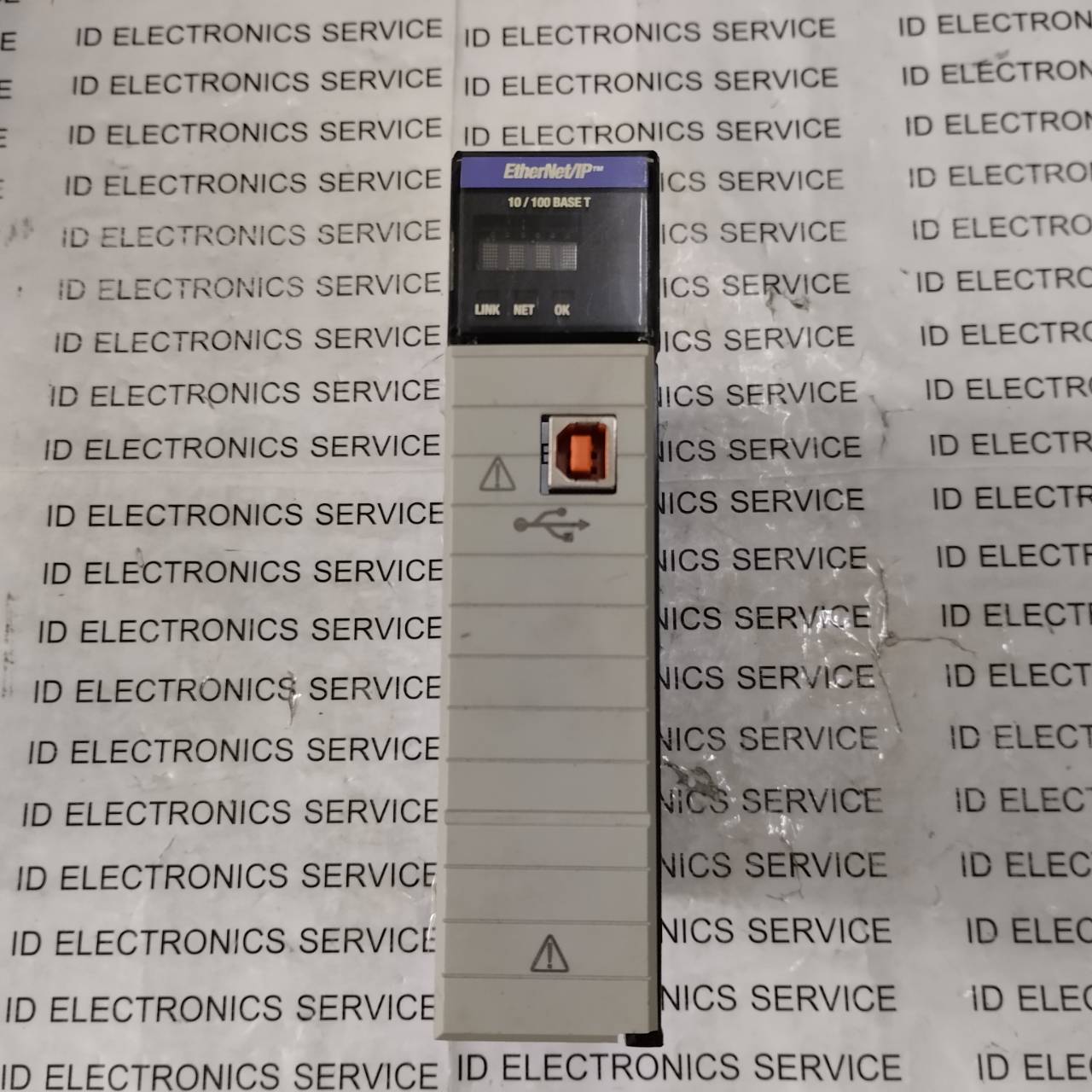PLC " ALLEN-BRADLEY " MODEL : 1756-EN2T-B