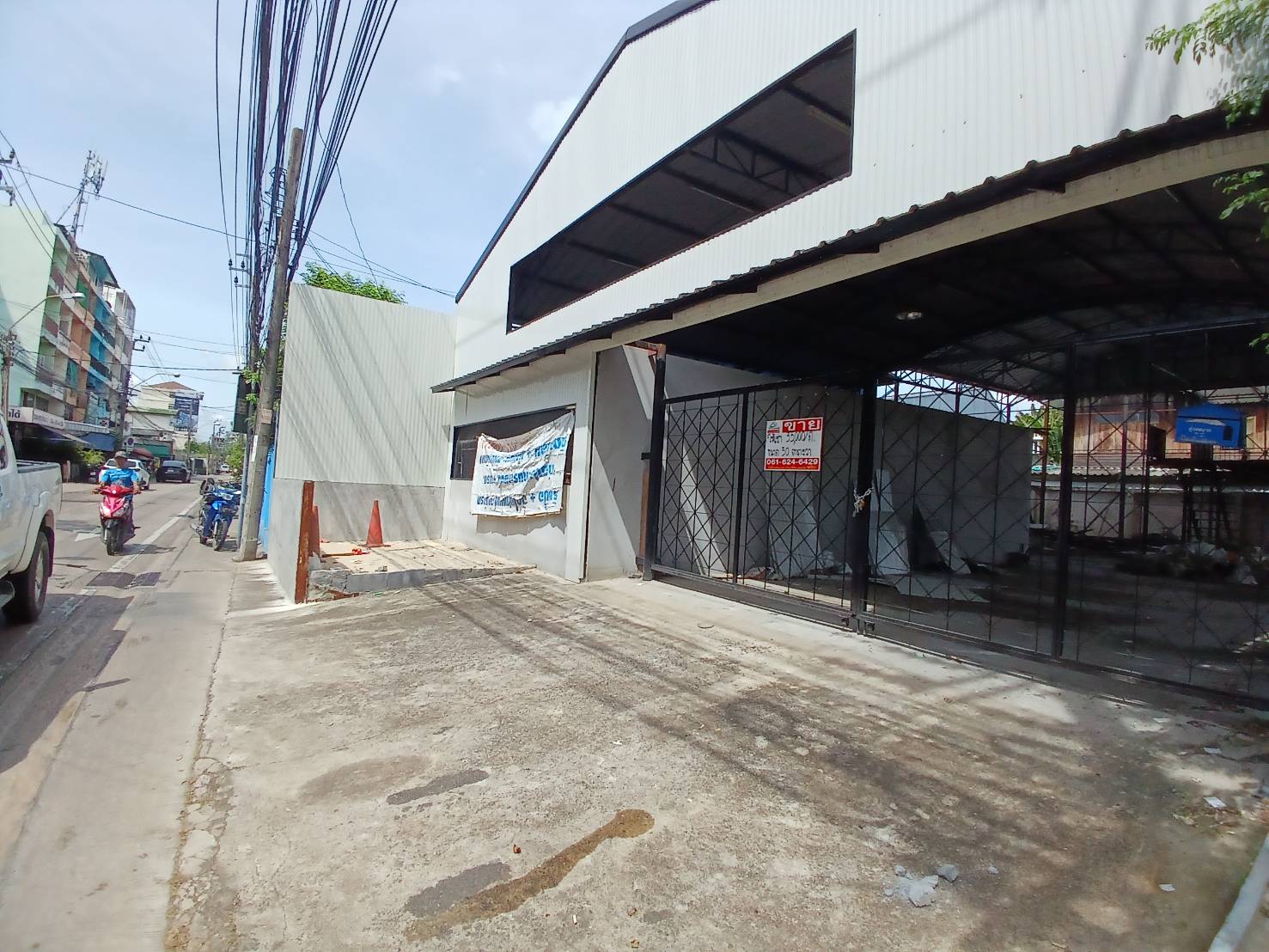 ให้เช่าโกดังซอยสุขุมวิท105 พื้นที่ 50 ตรว. โกดังลาซาล (N.1020)