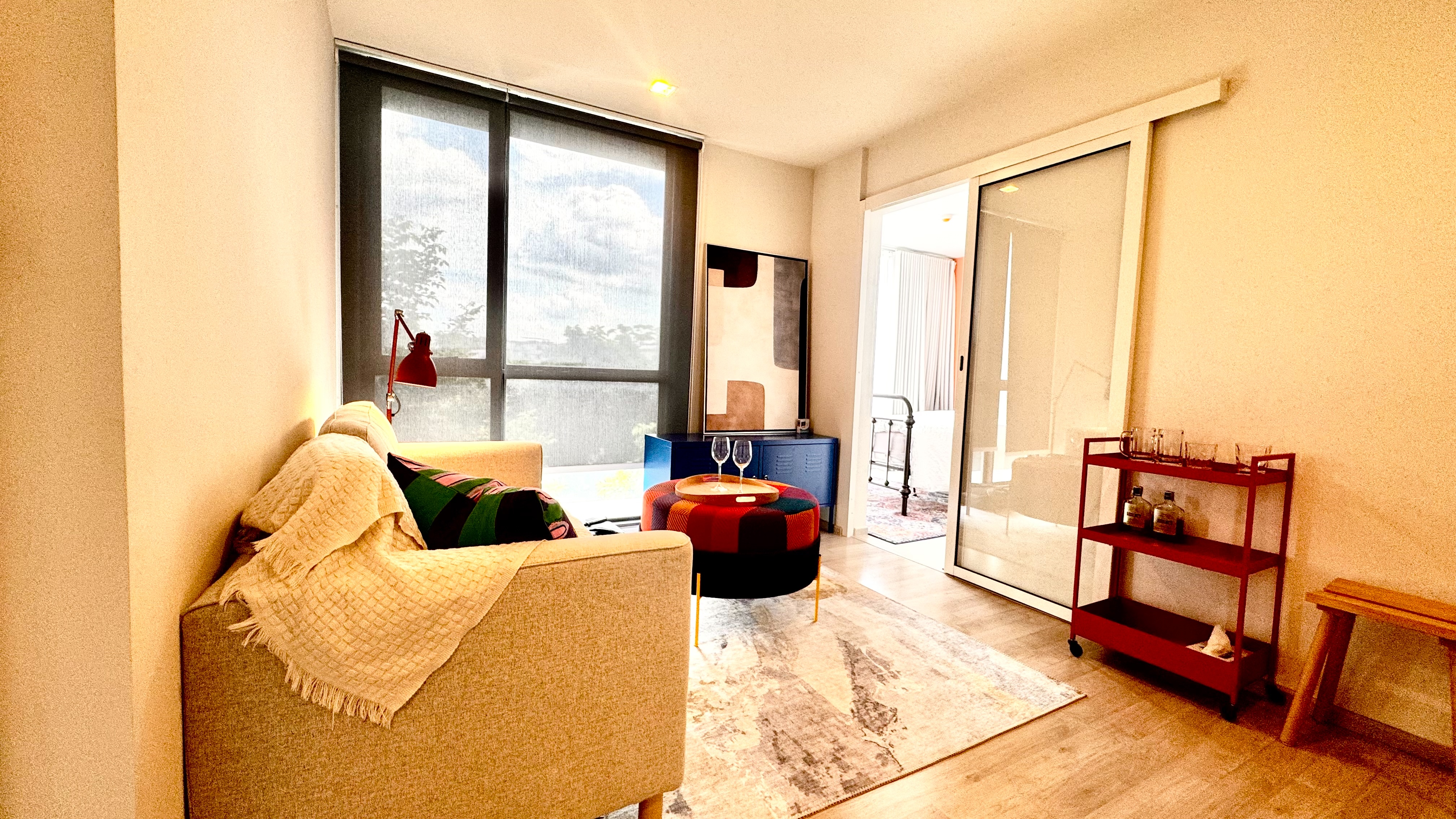 ขายคอนโด Chambers Chaan ลาดพร้าว วังหิน ขนาดห้อง 41 ตร.ม. ไม่เคยอยู่ ไม่เคยปล่อยเช่า ใหม่มาก สวยมาก! อาคาร B1 ชั้น 3 BUILT IN FURNITURE