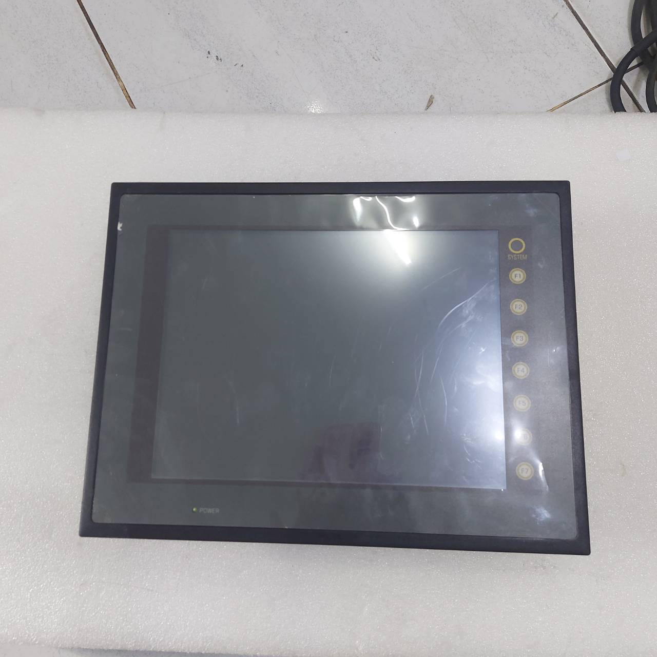 HMI " FUJI " MODEL : UG430H-SS1