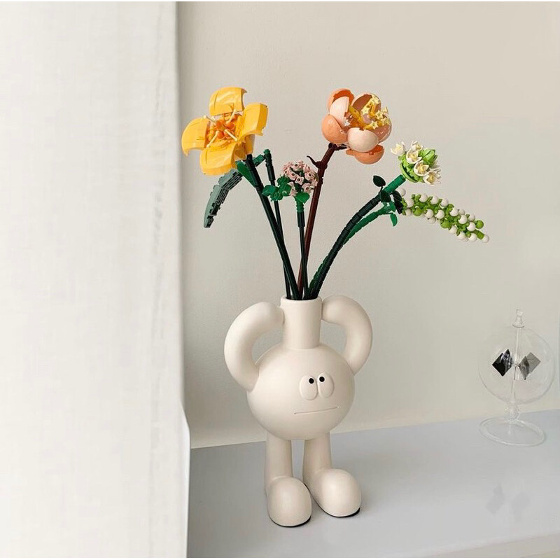 [พร้อมส่ง] Jnihouse : Bigfoot vase H16 cm