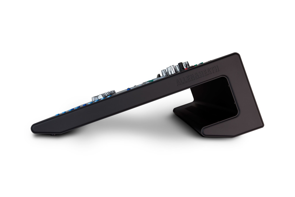 QU-32 Allen & Heath Digital Audio Mixer 38 IN /28 OUT Digital Mixer