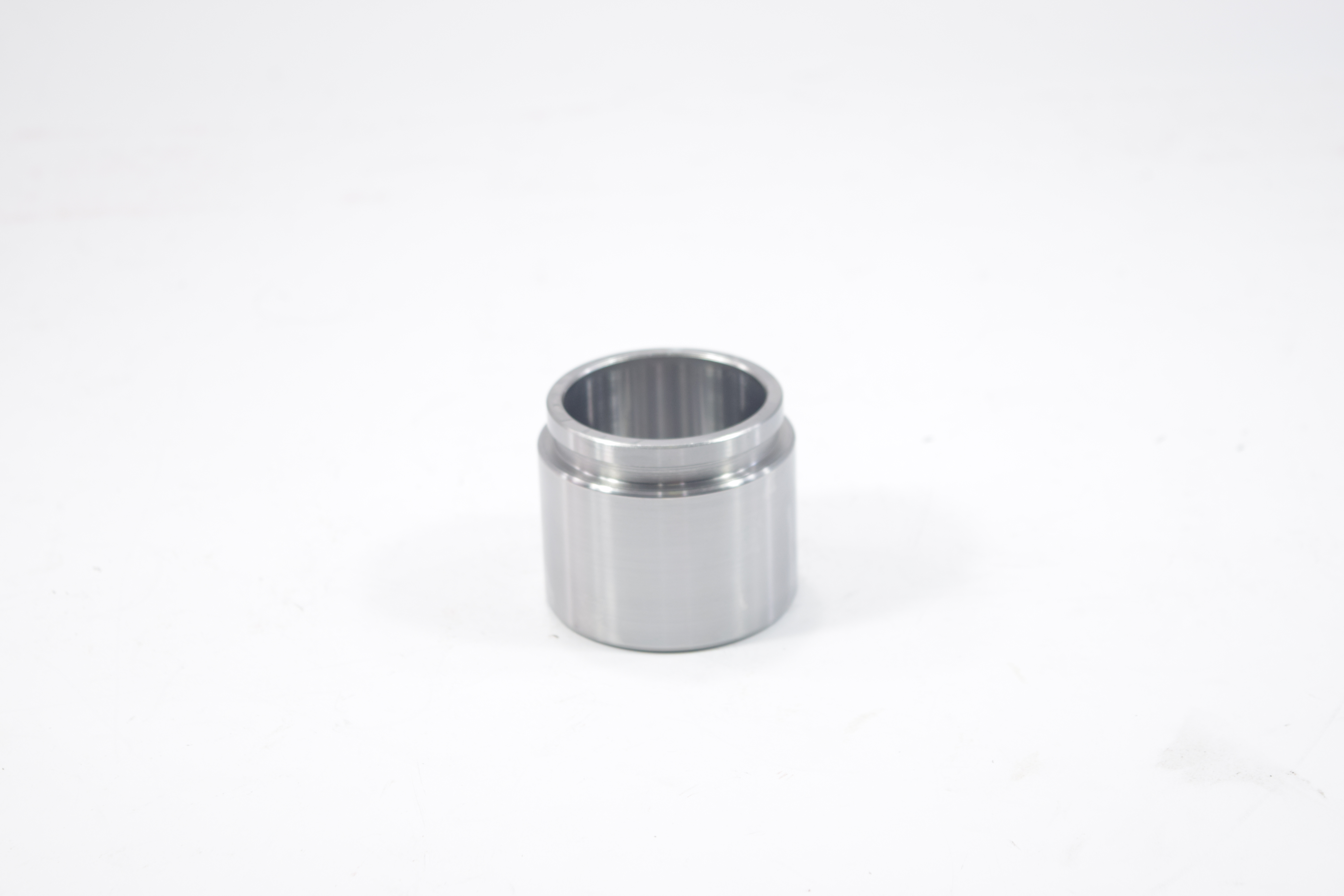 ลูกสูบดิสเบรค TOYOTA ST190 / ST191 / โตโยต้า / 3PD-2990 / 47731 - 20190 / ขนาด วงนอก 57.20 / สูง 49.10 (จำนวน 1 ชิ้น) (CALIPER PISTON)