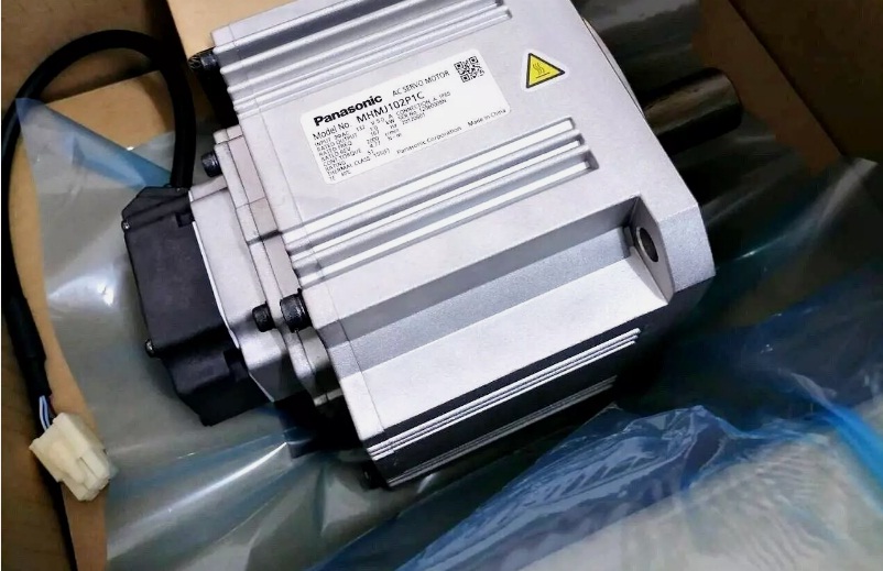 SERVO MOTOR " PANASONIC " MODEL : MHMJ102P1C