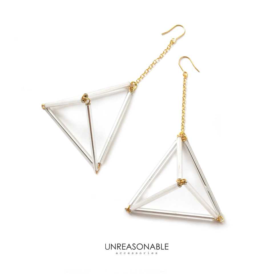 ต่างหูพีรามิด สีเงิน ต่างหูก้านเงินแท้ น้ำหนักเบา สวยใส่สบาย UA0010-01 Unreasonable Accessories