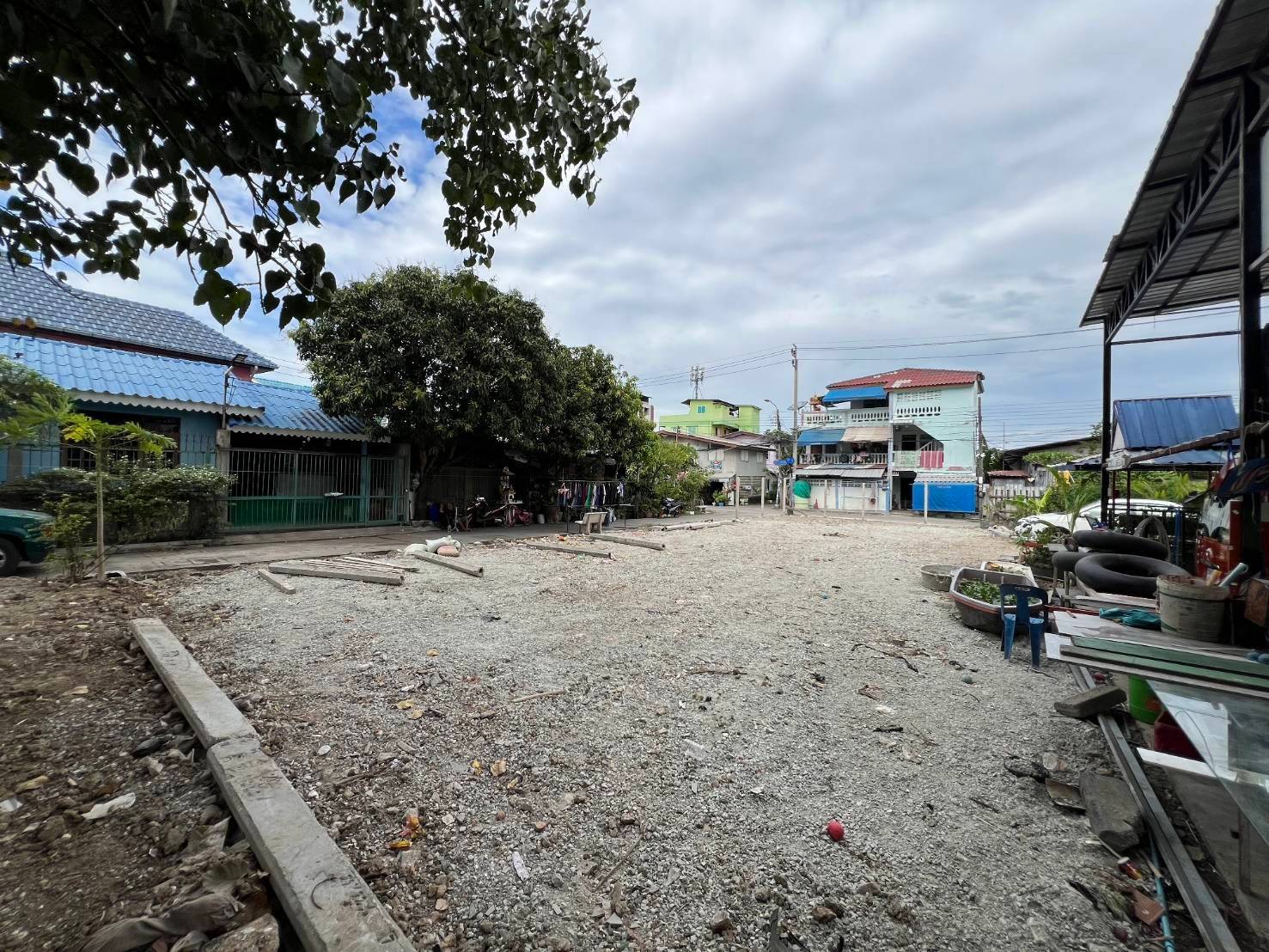 ขายที่ดินเปล่าถมแล้ว ขนาด 90ตร.วา ซอยแบริ่ง ใกล้ BTS แบริ่ง (N.1364)