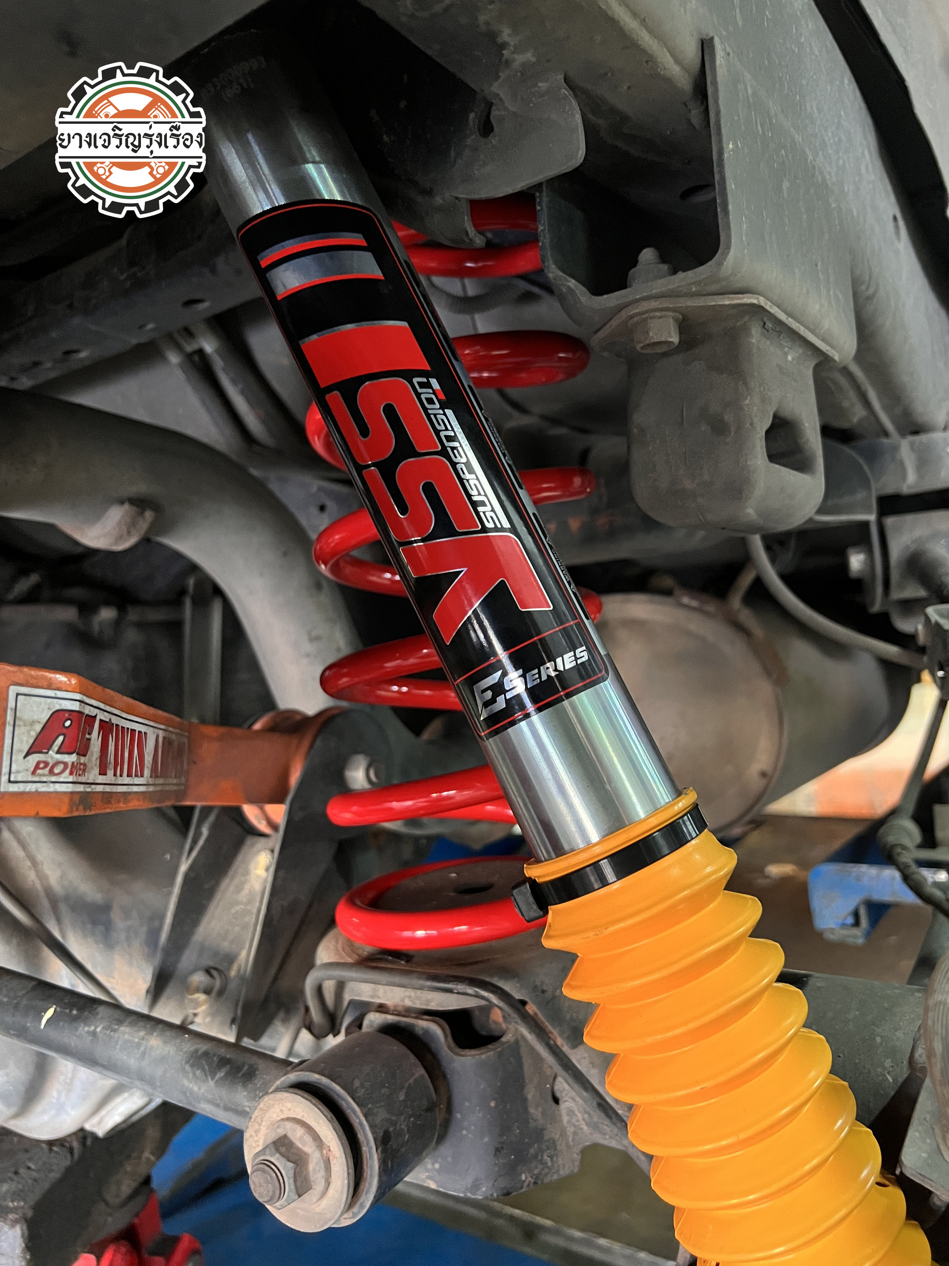 ISUZU MU-X อัพเกรดโช้คอัพ YSS E SERIES พร้อมเพิ่ม Yss spring performance เพิ่มความกระชับขับสนุกขึ้น [+] โช้คอัพ YSS E SERIES ทั้งชุด หลัง [+] SPRING YSS SPROT SERIES ทั้งชุด หลัง 🔩พร้อมบริการติดตั้ง + Set up ให้เหมาะกับยาง 🔩 ขับสนุกด้วยบริการ ตั้งศูนย์ละเอียดให้เหมาะกับการใช้งานและลักษณะของช่วงล่าง 𝙊𝙪𝙧 𝙎𝙚𝙧𝙫𝙞𝙘𝙚 บริการทางร้าน เรารับทำอะไรบ้าง 🔧 ติดตั้งยางแบบไร้รอย 100% 🔧 บริการสลับยาง ตามอายุ 🔧 มียางรถยนต์ทุกยี่ห้อให้เลือกซื้อ 🔧 เช็คช่วงล่าง แก้ปัญหาให้ตรงจุด 🔧 บริการล้างลิ้นปีกผีเสื้อ 🔧 บริการเช็คระยะรถยนต์ 🔧 เปลี่ยนถ่ายของเหลวทั้งระบบ 🔧 ตั้งศูนย์ด้วยเครื่อง HUNTER นำเข้าจาก USA สอบถามข้อมูลเพิ่มเติม หรือนัดหมายเข้ารับบริการ Tel : 08-6569-1915 Tel : 08-6544-5963 Line id : @88rw Tiktok : https://www.tiktok.com/@88rwycrr Youtube : https://youtube.com/@88rw Facebook : https://www.facebook.com/88rwtire Location : https://goo.gl/maps/HrNUAZXPN94KvxZ98?coh=178573&entry=tt #รถยนต์มีปัญหาไม่รู้ต้องแก้ตรงไหน ทางเรายินดี ตรวจหาปัญหาและหาวิธีแก้ บอกลูกค้าก่อนลงมือทำเสมอราคาเป็นธรรมไม่เอาเปรียบ สบายใจคุณลูกค้า ---------------------------------- ดูแลให้คำปรึกษาทุกปัญหาคาใจ ไม่ทิ้งลูกค้า มีบริการหลังการขาย 【ให้ผู้เชี่ยวชาญของเรา ดูแลรถคุณ】 ร้านยางเจริญรุ่งเรือง ยินดีต้อนรับครับ ---------------------------------- #โช๊คอัพรถยนต์ #monroe #yss #kayaba #profender #ร้านยางเจริญรุ่งเรือง #นนทบุรี #งามวงศ์วาน #amsfix #บริการช่วงล่างรถยนต์ #ซ่อมบำรุงช่วงล่าง #เซทอัพโช๊คอัพรถยนต์