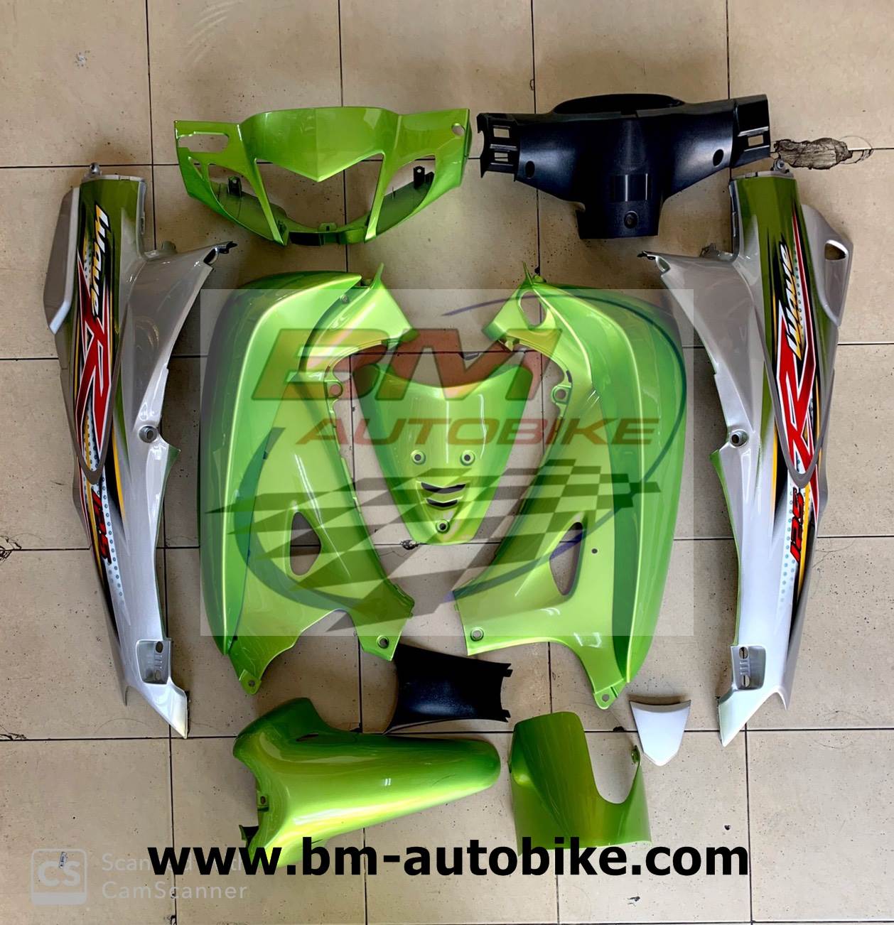 ชุดสี WAVE 125R สีเขียว130-เทา411กุญแจใหญ่ + หน้ากากหลัง + อกไก่ 4,500 กรัม