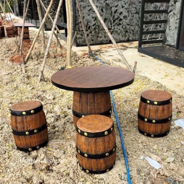 โต๊ะถังเบียร์ ชุดโต๊ะสนาม โต๊ะสนามปูนลายไม้ งาน DIY เฟอร์นิเจอร์สนามกลางแจ้ง ชุด 4 ที่นั่ง