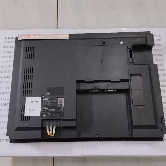 LCD TOUCH SCREEN " MITSUBISHI " MODEL : GT2715-XTBA