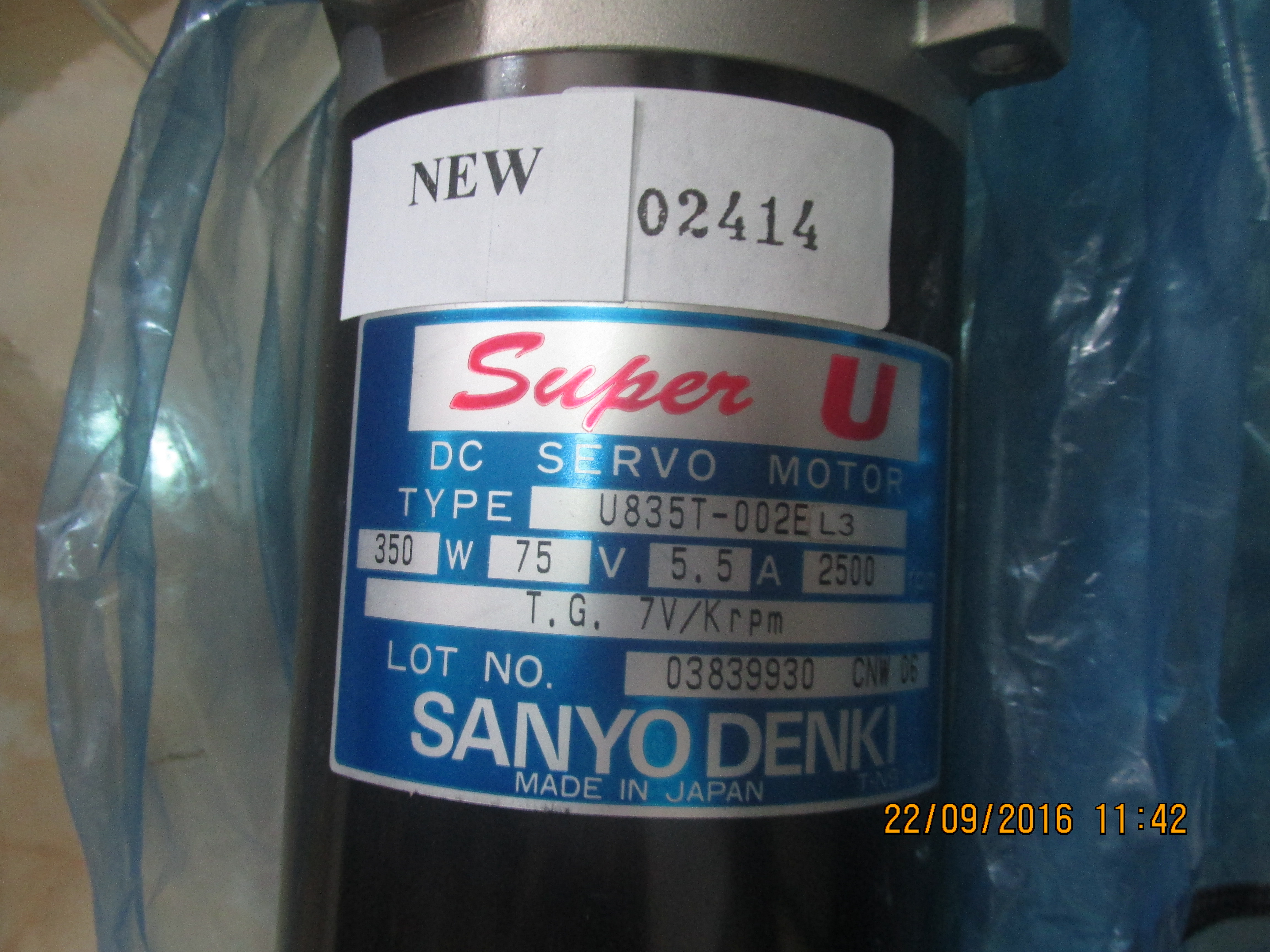 SERVO MOTOR " SANYO DENKI " MODEL : U835T-002EL3