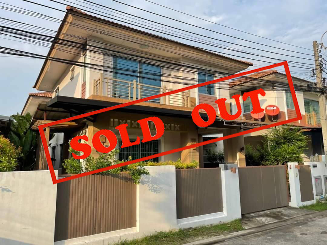 ให้เช่าบ้านแฝด สไตล์บ้านเดี่ยว 2 ชั้น หมู่บ้านเอโทลมัลดีฟส์ ปาล์ม (บางนา-วงแหวน)(N.1365)