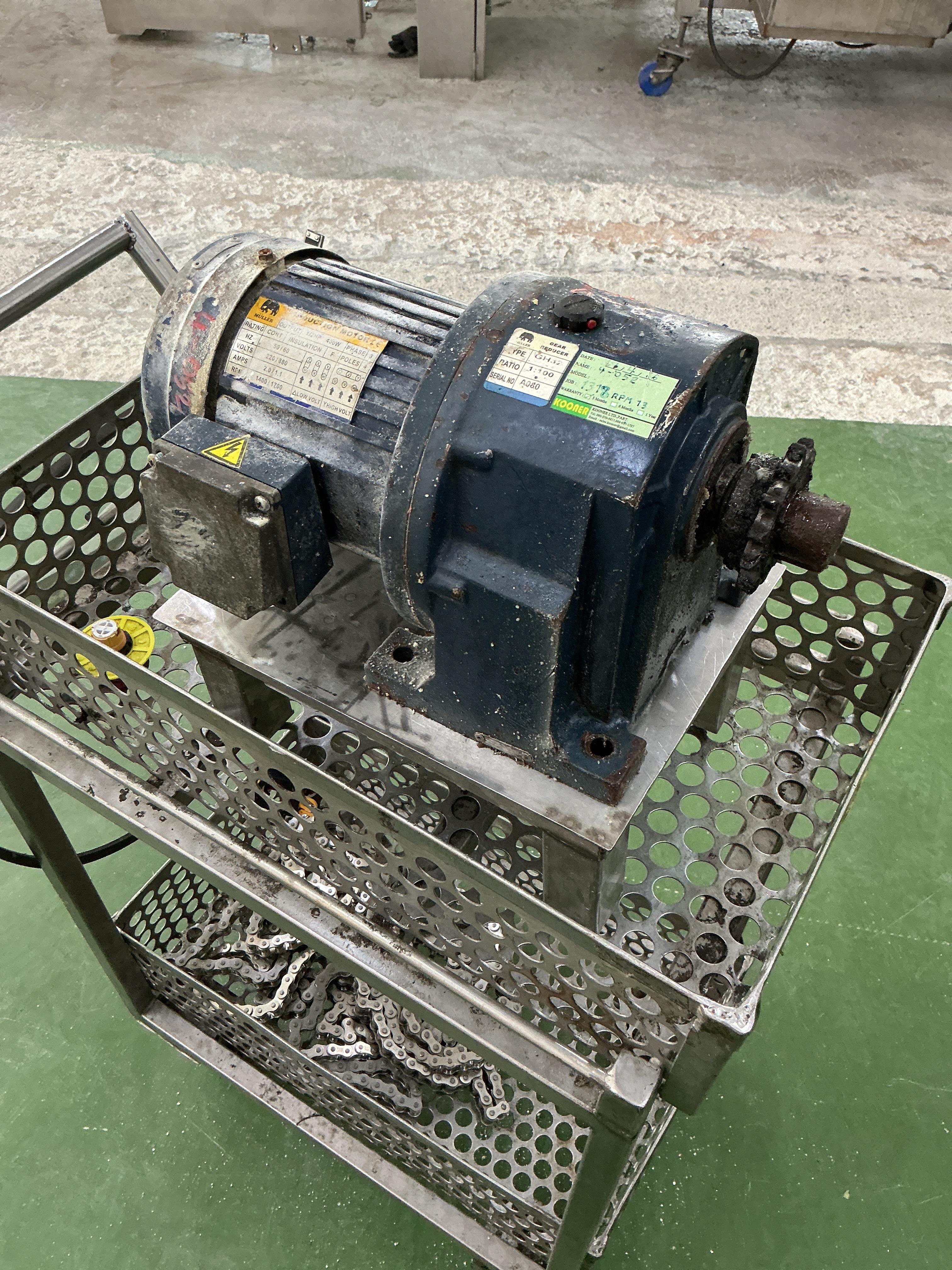 MTMOT 3-052