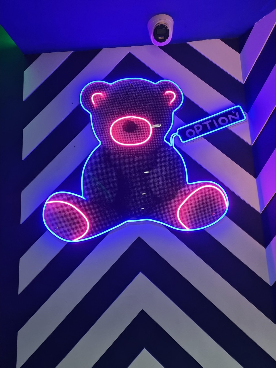 ป้ายไฟดัด น้องหมี