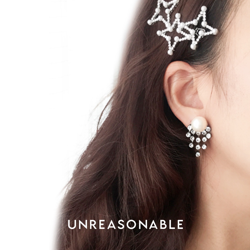 ต่างหูติดหู สีขาวมุก ต่างหูคลิป ต่างหูก้านเงินแท้ น้ำหนักเบา สวยใส่สบาย UA0597-01 Unreasonable Accessories