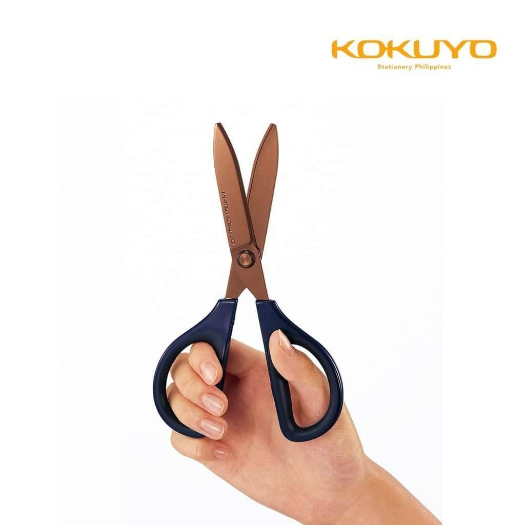 กรรไกรเคลือบไทเทเนียมคุณภาพสูง Kokuyo Sakusa Titanium Glueless Blade Scissors เซต 3 อัน สีพาสเทล