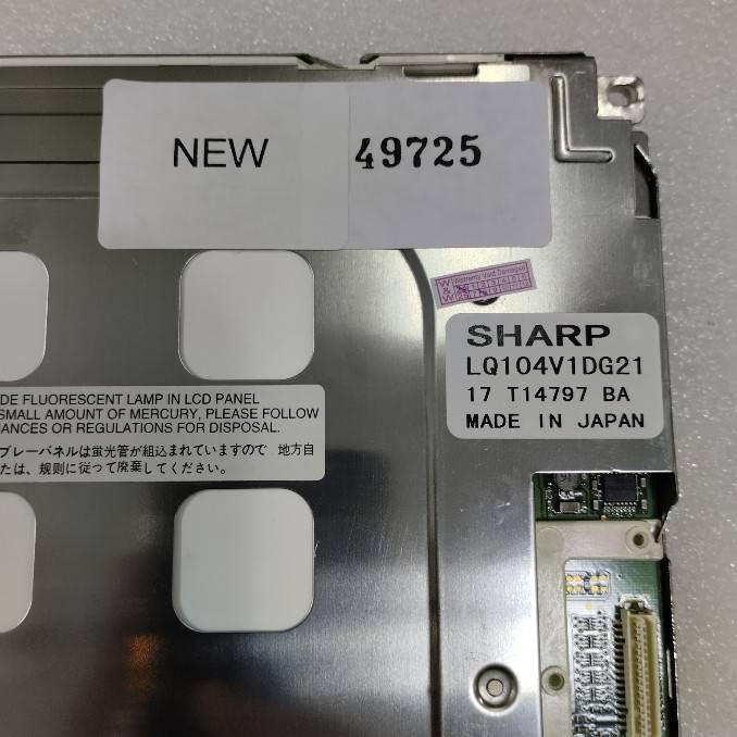 LCD PANEL " SHARP " MODEL : LQ104V1DG21