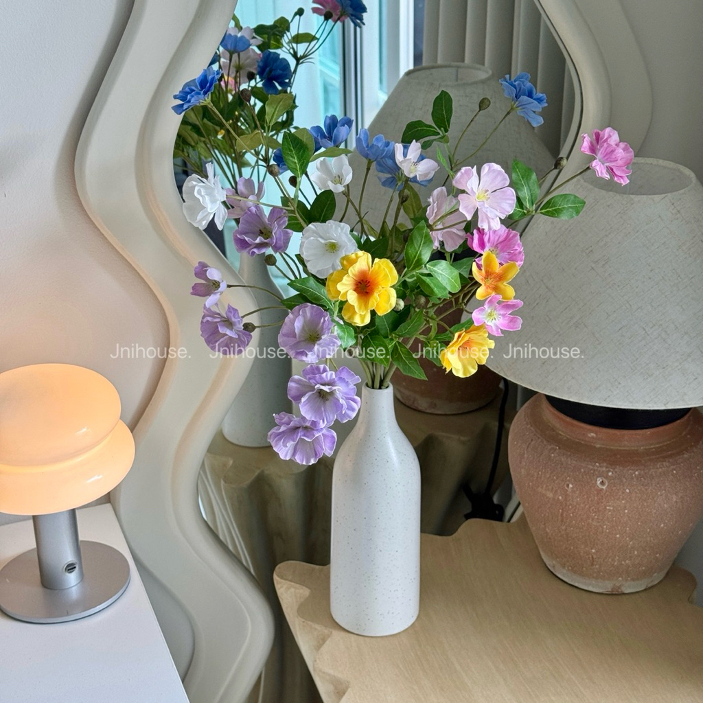 [พร้อมส่ง] Jnihouse : ช่อดอกไม้ 8 ก้านคละสี