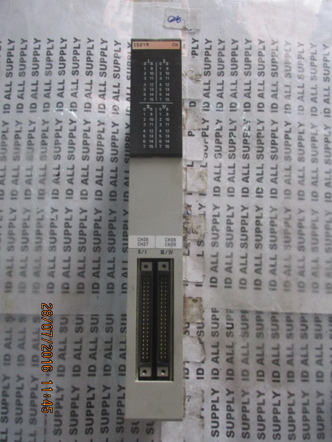 PLC " OMRON " MODEL : C500-ID219