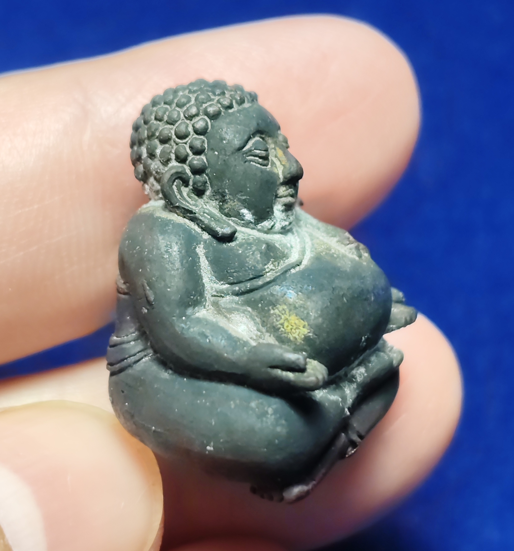 พระสังกัจจายน์ รุ่นแรก หลวงปู่เกลี้ยง วัดโนนแกด จ.ศรีสะเกษ ปี 2556 (เนื้อเหล็กน้ำพี้แก่ชนวนนวะ)