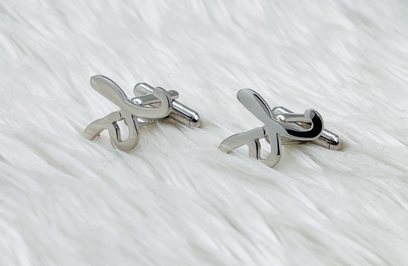 คัฟลิงค์ (Cufflinks)
