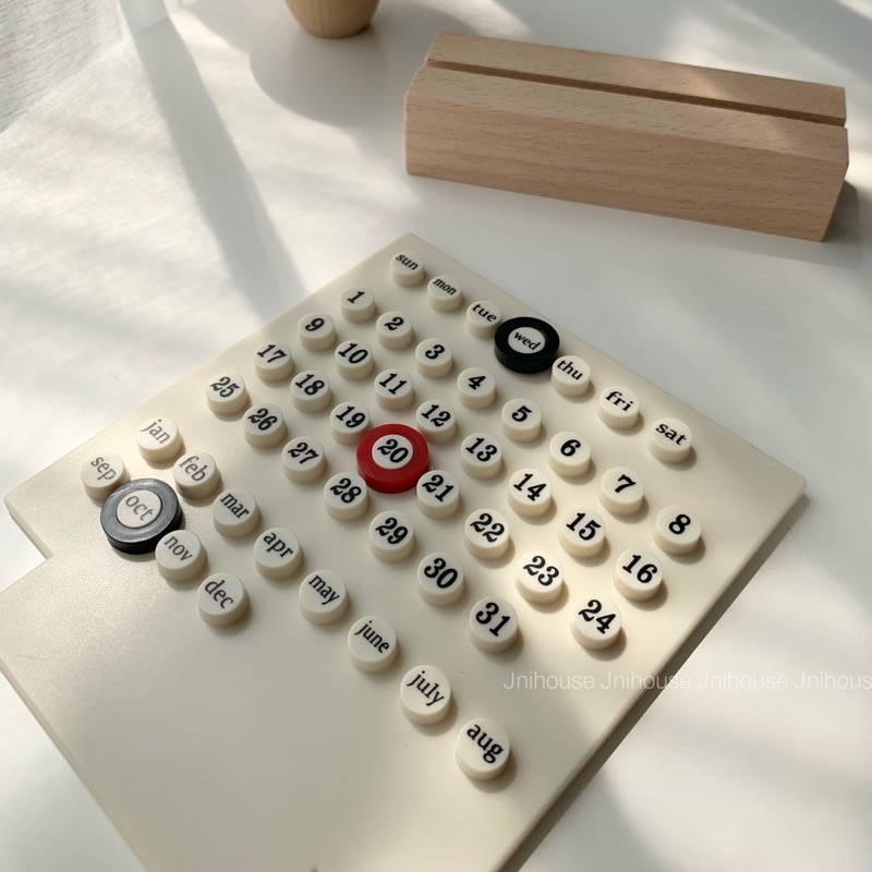 [พร้อมส่ง] Jnihouse : ปฏิทินตั้งโต๊ะ Perpetual Calendar