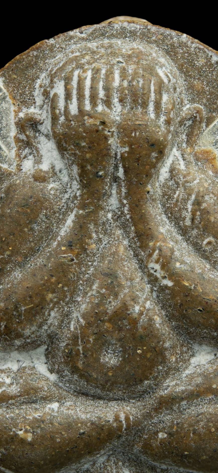 พระปิดตา เนื้อผงเกสร รุ่นแรก วัดชัยมงคล ปี 2522 ตะกรุดเงิน9ดอก (มีผงตะไบทองคำ)