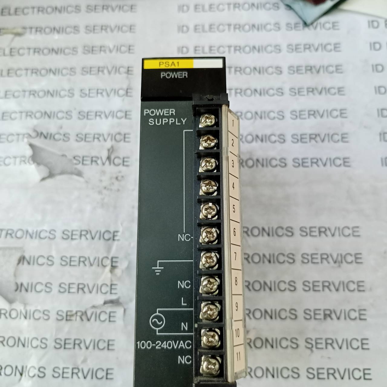 PLC " IDEC " MODEL : PF3S-PSA1