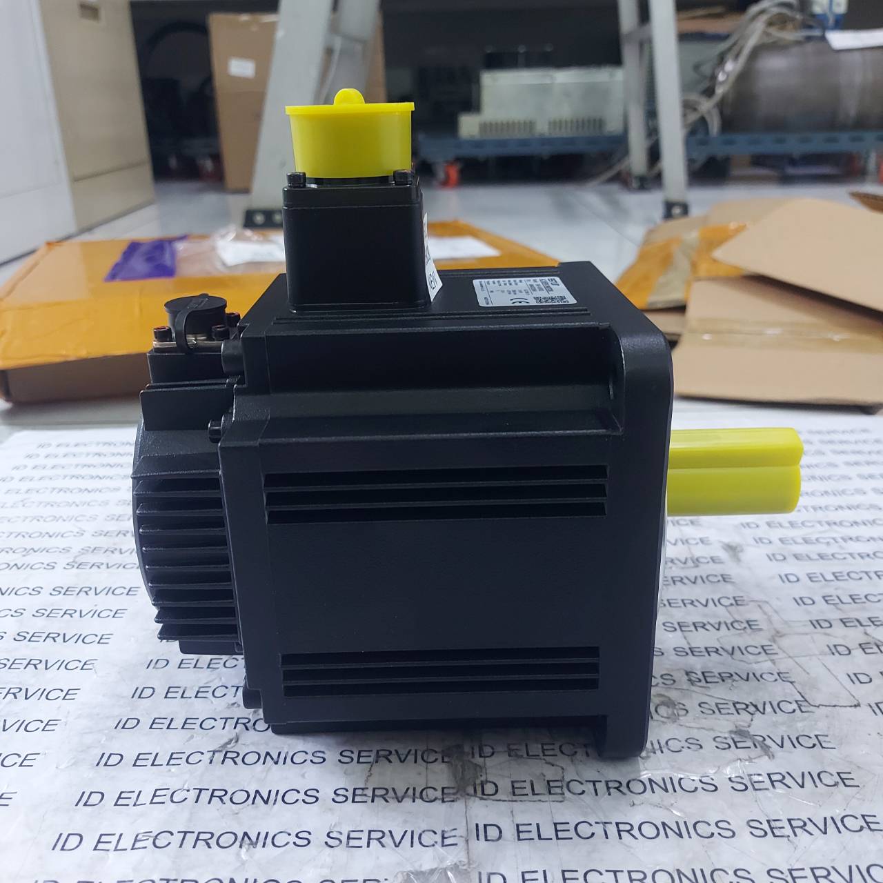 SERVO MOTOR " ESTUN " MODEL : EMG-10APB22