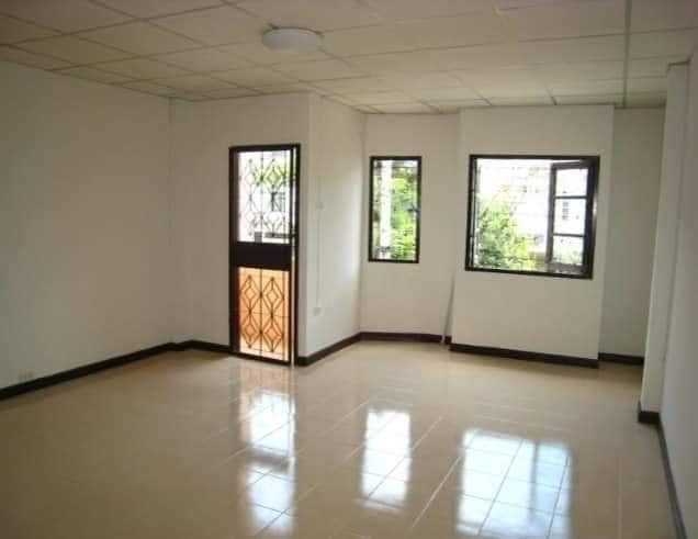 ขายถูกทาวน์โฮม3ชั้น ตามสภาพ หมู่บ้านลัลลี่วิลล์ (บางนา-ศรีนครินทร์) (N1332)