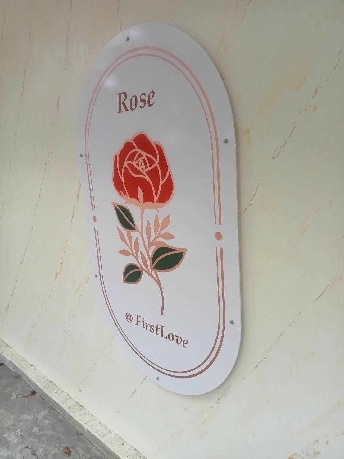 #งานป้ายอะคริลิคติดสติ๊กเกอร์พิมพ์uv