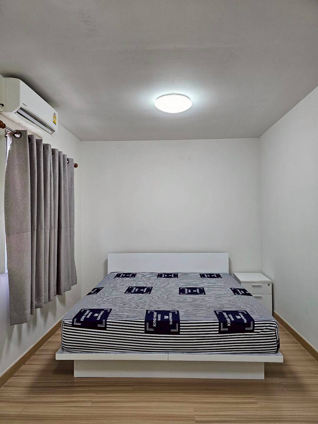 ให้เช่าทาวเฮ้าส์ 2 ชั้น หมู่บ้านพฤกษา 86/1 ซอยลาดกระบัง 54 ใกล้สนามบินสุวรรณภูมิ (N.1867)