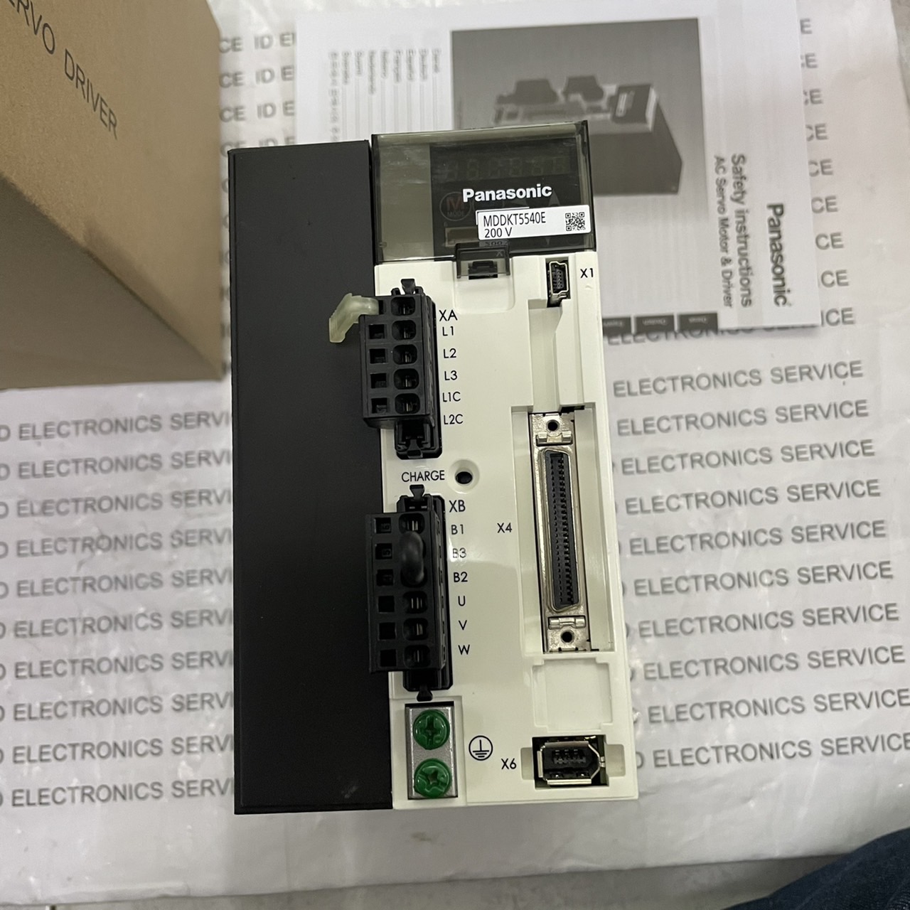 SERVO DRIVE " PANASONIC " MODEL : MDDKT5540E