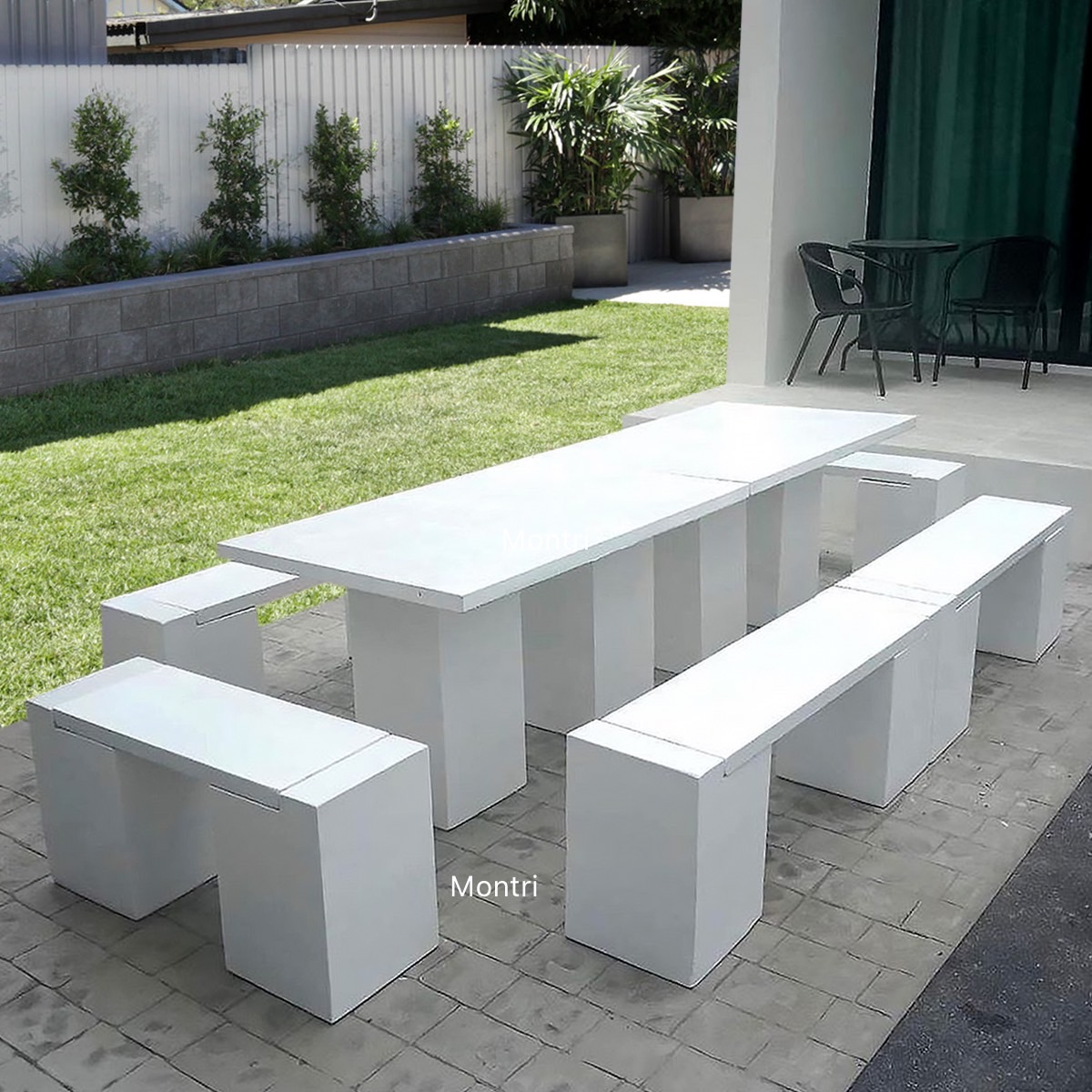 โต๊ะสนามในสวน งานเป็นปูนแผ่นเสริมเหล็ก ใช้สีอะคริลิค ไร้กลิ่น ทนแดดทนฝน พื้นที่ใกล้เคียงจัดส่งภายใน 7 - 14 วัน