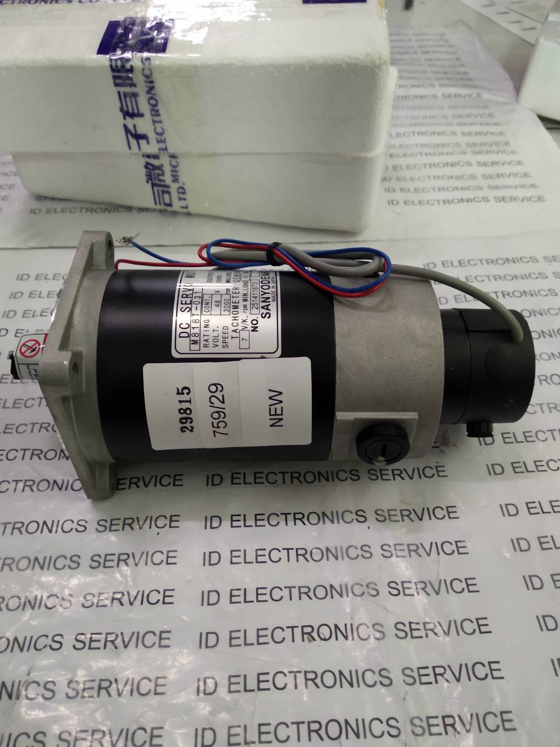 SERVO MOTOR " SANYO DENKI " MODEL : M818T-031