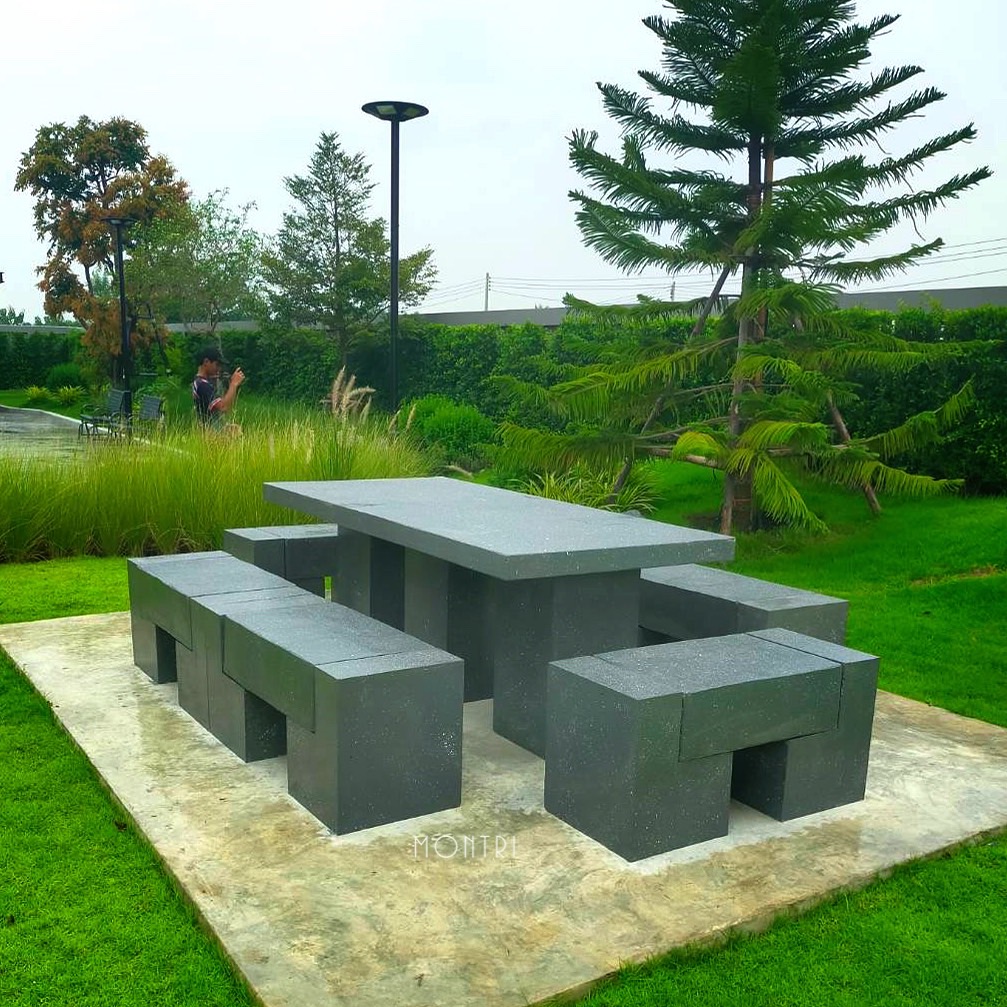 ชุดโต๊ะสนามสไตล์โมเดิร์น โต๊ะสนามลายหินอ่อน ขนาดยาว 2 เมตร นั่งได้ 14 ท่าน งานดีไซน์โดยคนไทย มีบริการจัดส่งพร้อมติดตั้งทั่วไทย