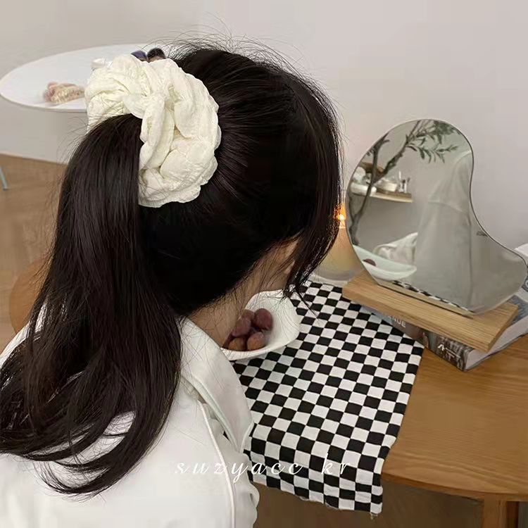 โดนัดรัดผม ผ้าเนื้อหนา อัดลาย สีโทนสุภาพ